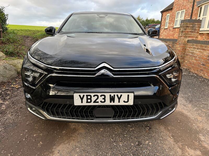 View CITROEN C5 X SHINE 1.2T 130 BHP 8 SPEED AUTOMATIC LIGHT DAMAGE CURRENTLY BEING REPAIRED CAT N