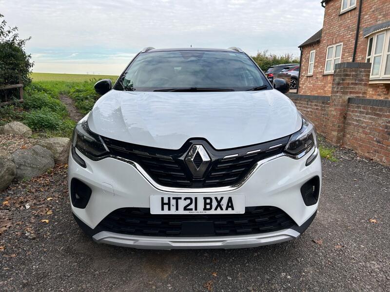 View RENAULT CAPTUR ICONIC 1.3 TCe 130BHP AUTOMATIC  REAR DAMAGED SALVAGE DRIVE AWAY CAT S