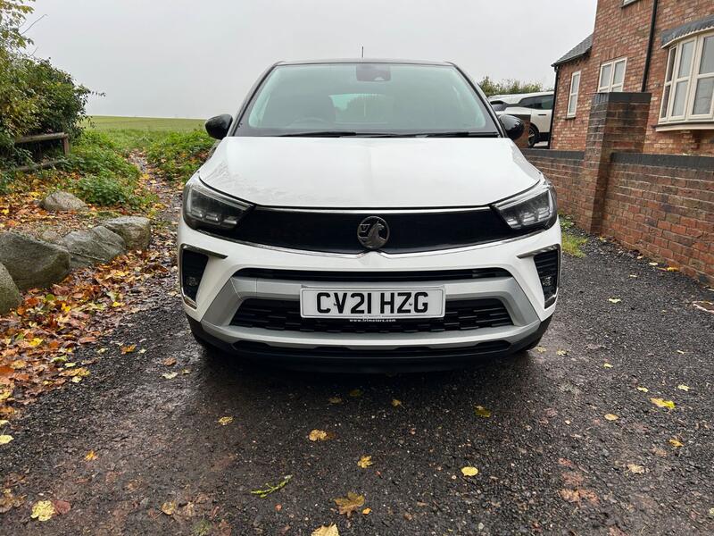 View VAUXHALL CROSSLAND ELITE NAV 1.2T 130BHP 6 SPEED CAT S CURRENTLY BEING REPAIRED