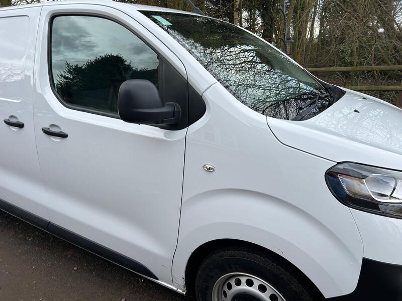 View VAUXHALL VIVARO 1.5 Turbo D 2900 Dynamic 