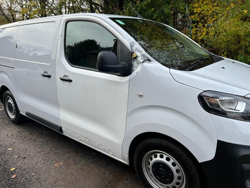 View VAUXHALL VIVARO 1.5 Turbo D 2900 Dynamic 