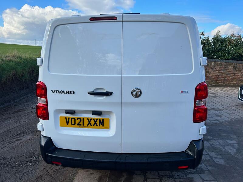 VAUXHALL VIVARO