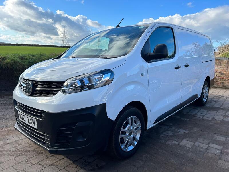 View VAUXHALL VIVARO 1.5 Turbo D 2900 Dynamic 