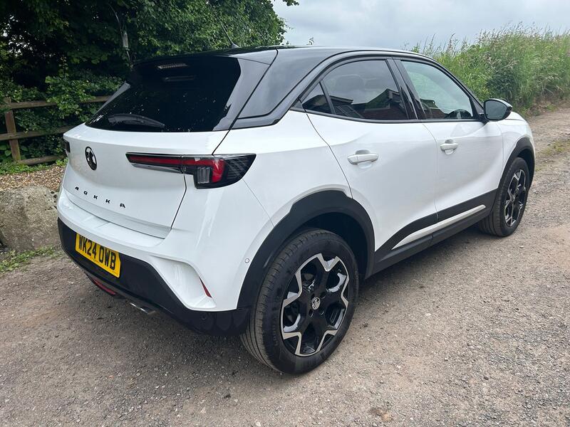 VAUXHALL MOKKA