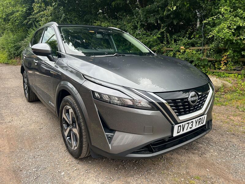 View NISSAN QASHQAI 1.5 E-POWER N-Connecta Pan Roof