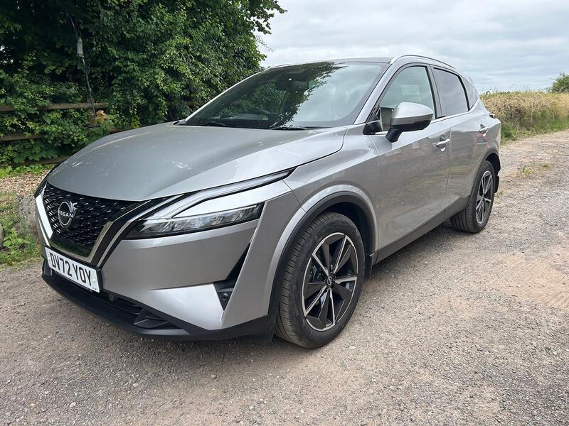 View NISSAN QASHQAI 1.3 DIG-T MHEV Tekna Automatic