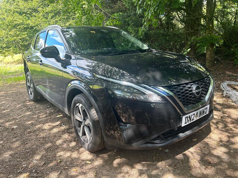 View NISSAN QASHQAI AUTOMATIC 1.3 DIG-T MHEV 