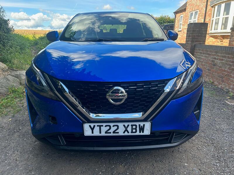 View NISSAN QASHQAI 1.3 DIG-T 140 MHEV MANUAL