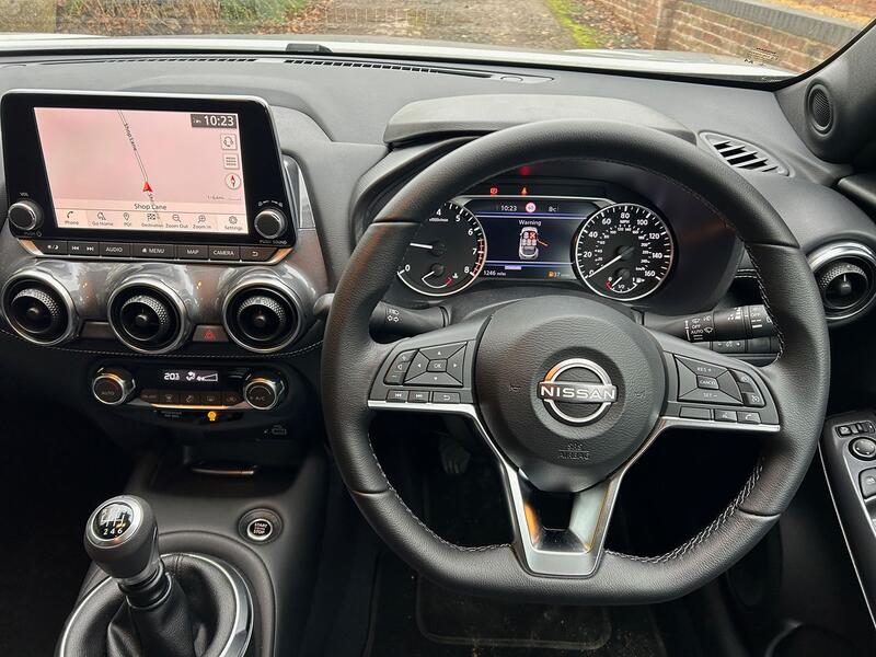 NISSAN JUKE