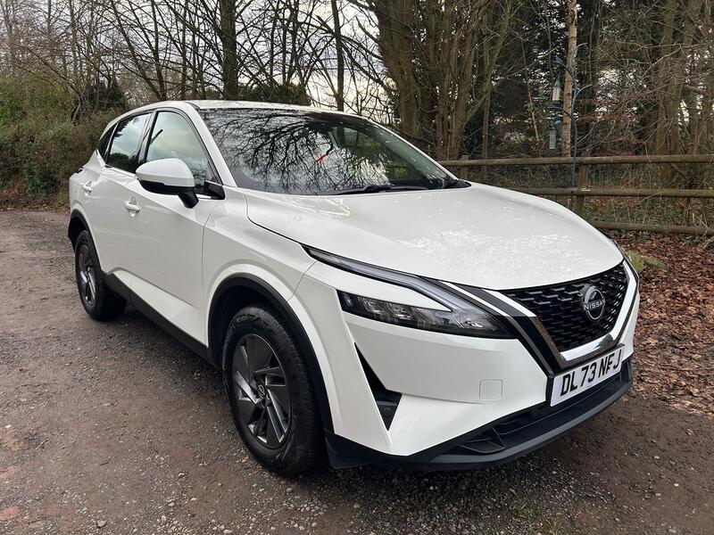 View NISSAN QASHQAI 1.3T Acenta Premium Automatic
