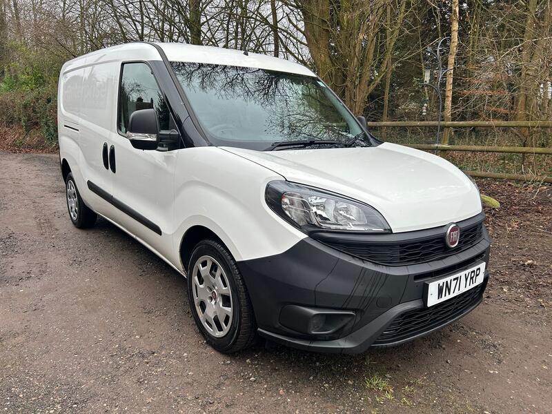 View FIAT DOBLO Doblo LWB Maxi 1.3 Multijet 
