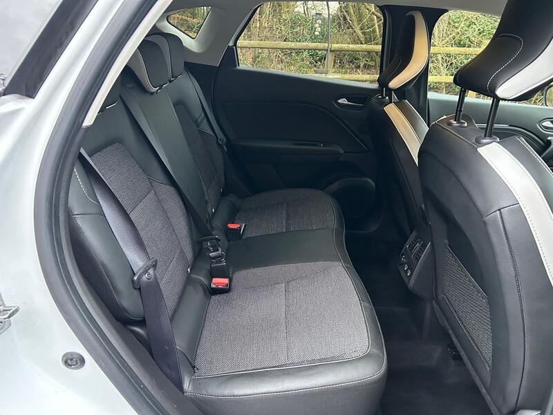 RENAULT CAPTUR