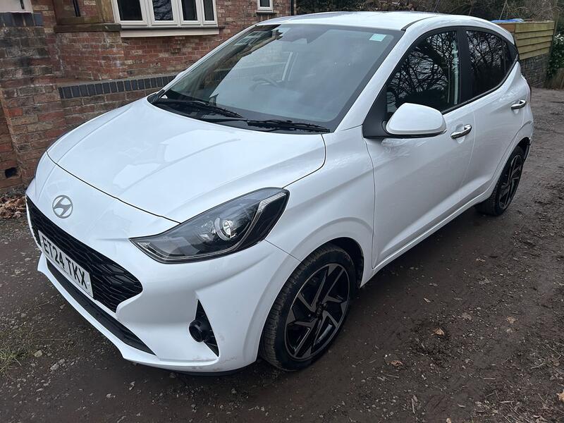 View HYUNDAI I10 1.0 Premium