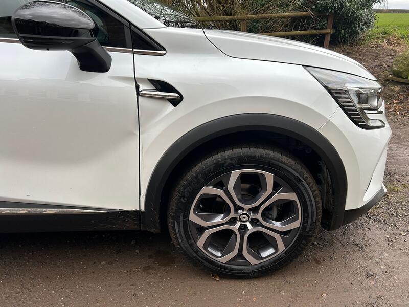 RENAULT CAPTUR