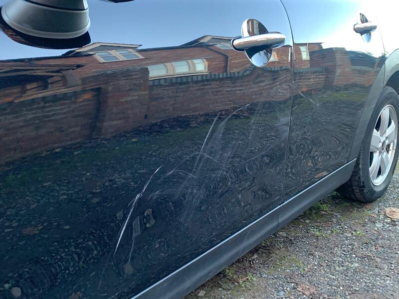 MINI HATCH