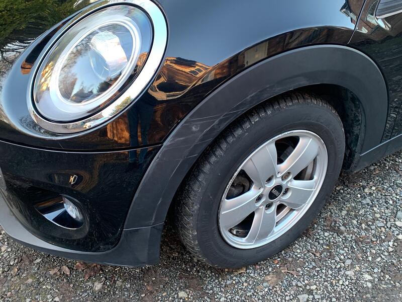 MINI HATCH
