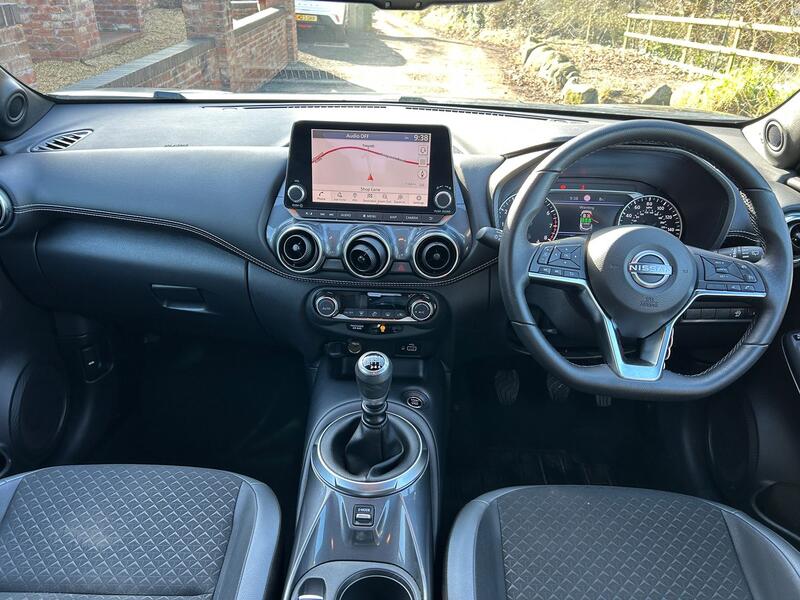 NISSAN JUKE