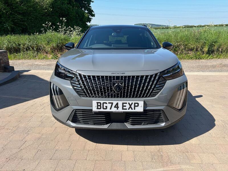 View PEUGEOT 2008 1.2 PureTech GT