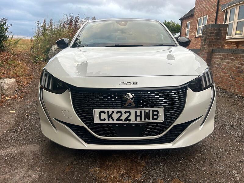 View PEUGEOT 208 1.2 PureTech GT