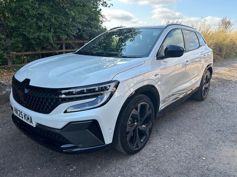 View RENAULT AUSTRAL 1.2 iconic esprit Alpine E-Tech full hybrid 200hp MY