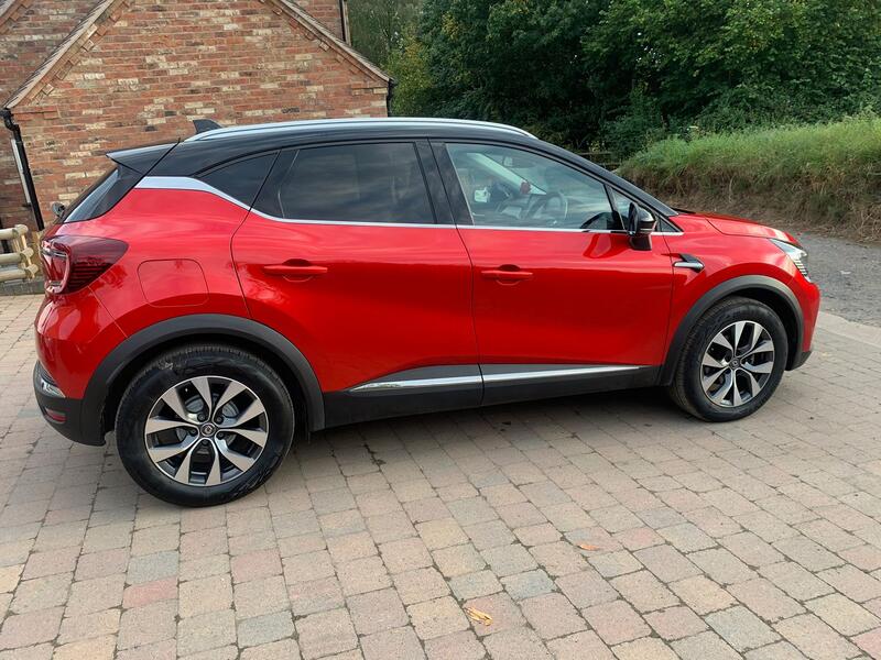 RENAULT CAPTUR