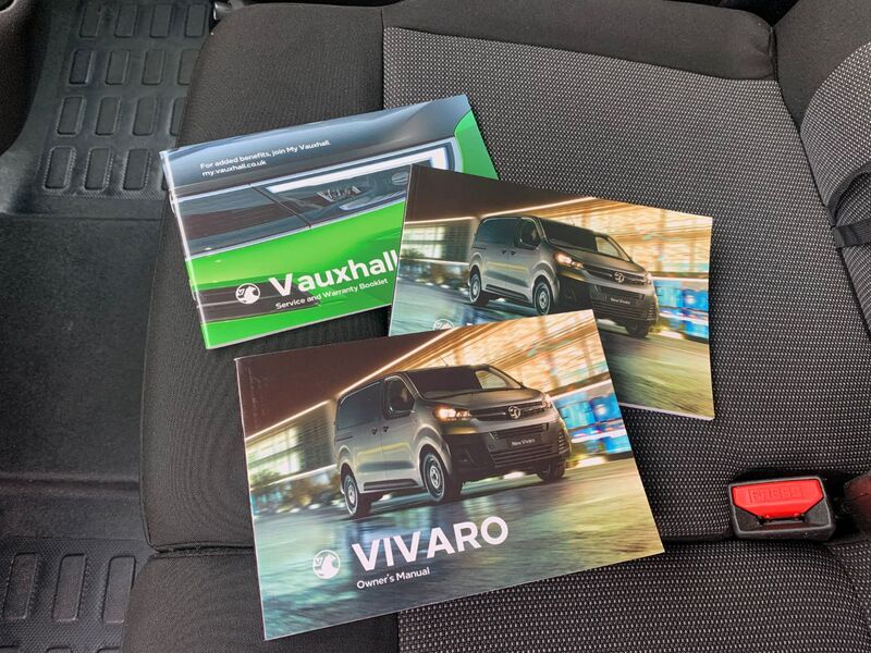 VAUXHALL VIVARO