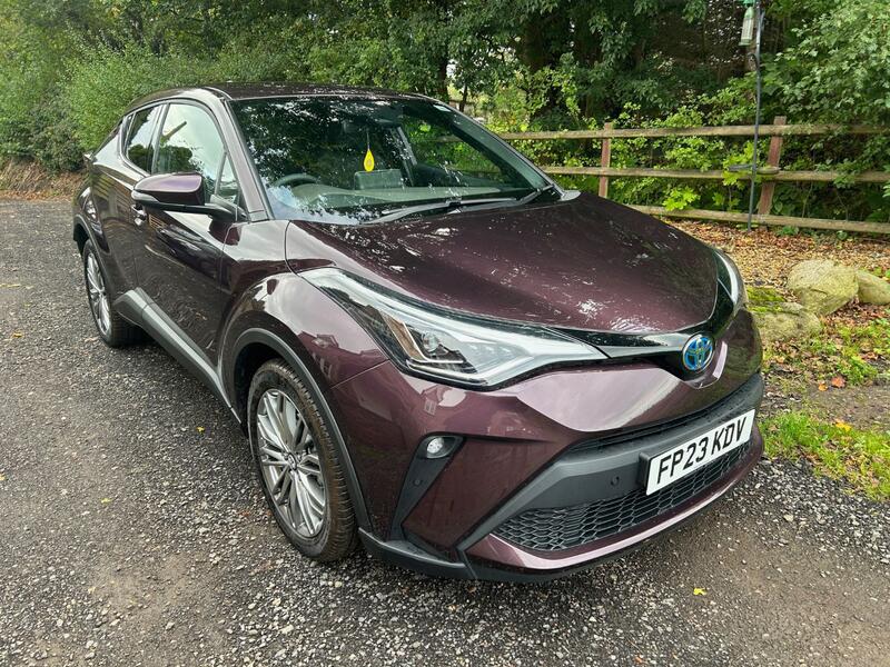 View TOYOTA C-HR EXCEL HEV CVT 1.8 HYBRID ELECTRIC 161 MILE CURRENTLY BEING REPAIRED CAT S