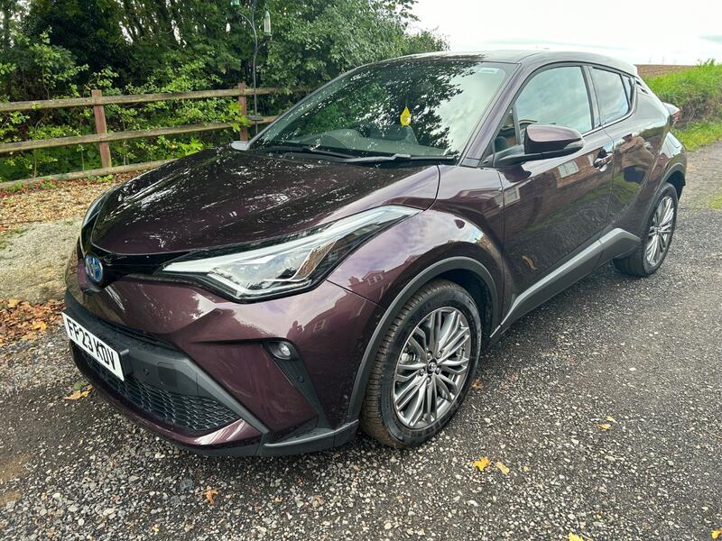 View TOYOTA C-HR EXCEL HEV CVT 1.8 HYBRID ELECTRIC 161 MILE CURRENTLY BEING REPAIRED CAT S