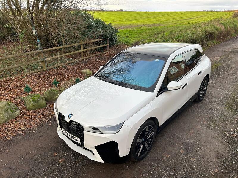 BMW IX