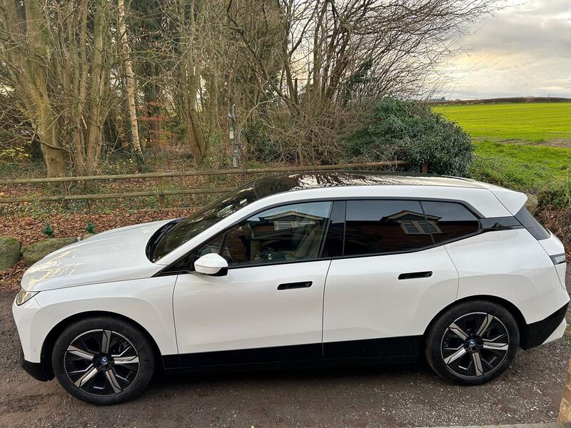 BMW IX