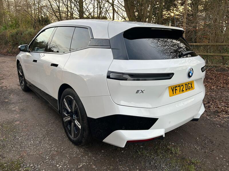 BMW IX