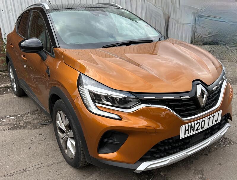 RENAULT CAPTUR